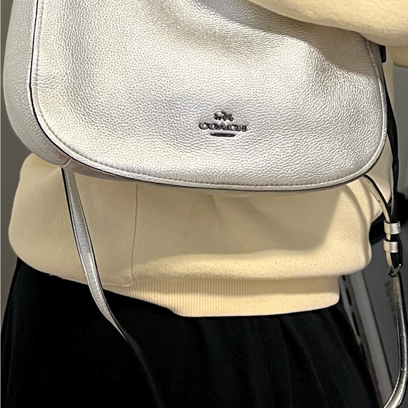 Coach silver shoulder bag - Picture 2 of 4
